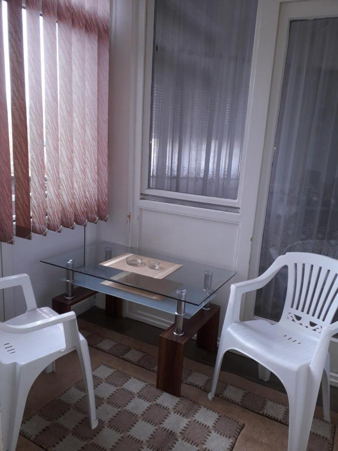 Apartments Lela บีฮัช ภายนอก รูปภาพ